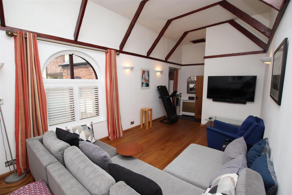 Living Room.JPG