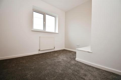 12 Dawnay Drive, Anlaby, Hull, HU10 6TD