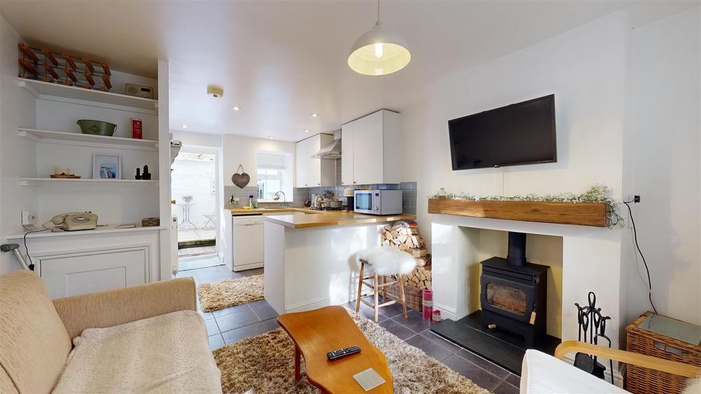 Church Street, Upwey, Weymouth 2 bed house for sale £250,000