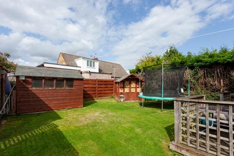 4 bedroom semi-detached house for sale - Springfield Way, York