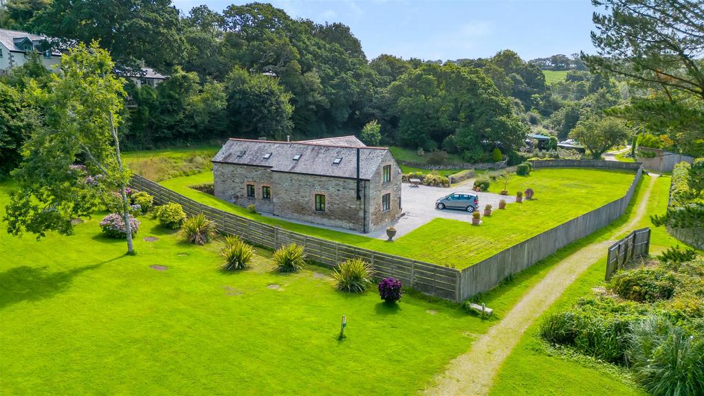 Maenporth, Falmouth 2 bed detached house for sale £750,000