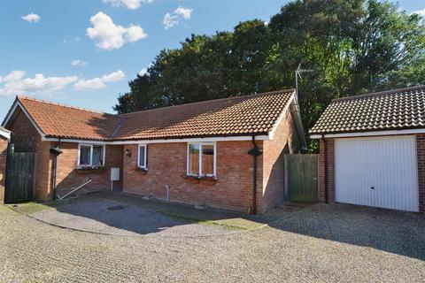 3 bedroom detached bungalow for sale, New Road, Catfield