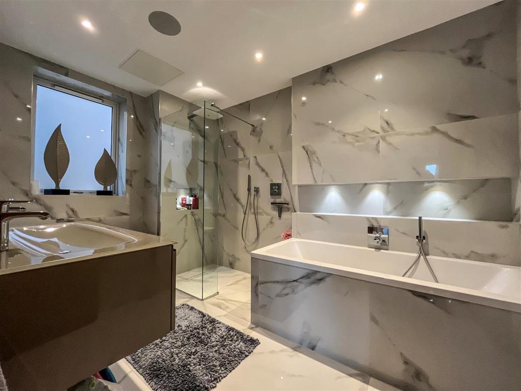 En suite.jpg