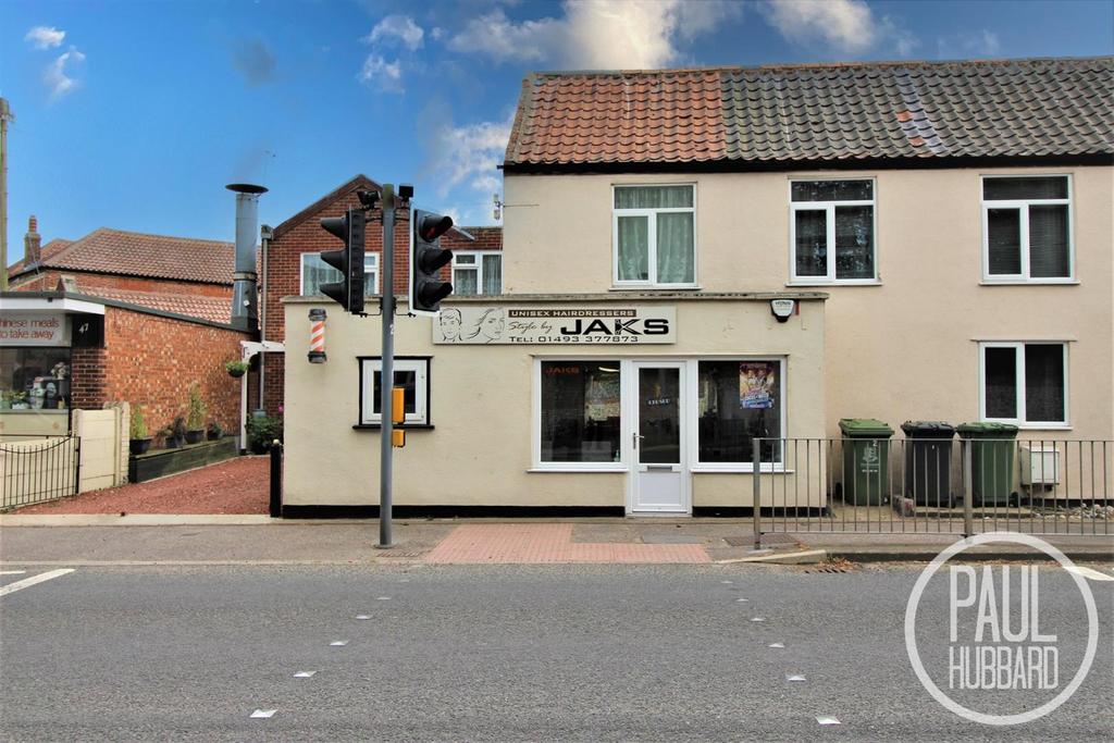High Street, CaisteronSea, Norfolk Retail property (high street) to