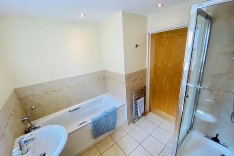 12 Tithe Barn Close, Hampton Magna, Warwick, CV35 8RU