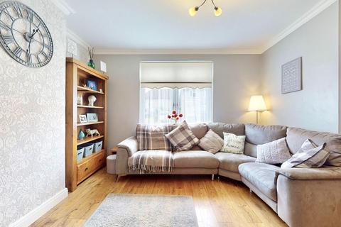 119 Valence Wood Road, Dagenham, RM8 3AP