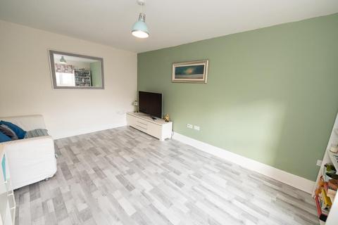 16 Alexander Road, Frenchay, Bristol, BS16 1UZ