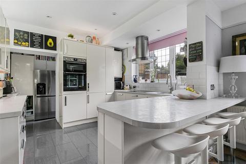 4 bedroom house for sale - Landra Gardens, London