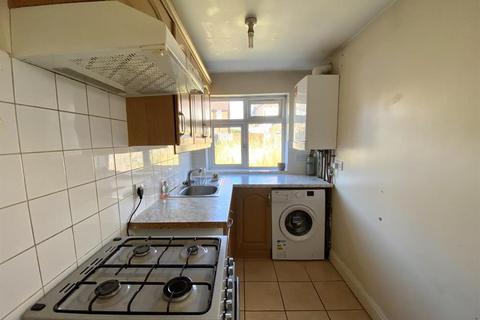 75a Cromwell Road, Hayes, UB3 2PS