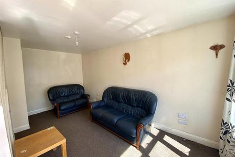 75a Cromwell Road, Hayes, UB3 2PS