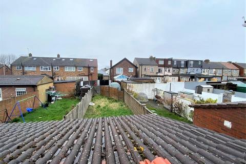 75a Cromwell Road, Hayes, UB3 2PS