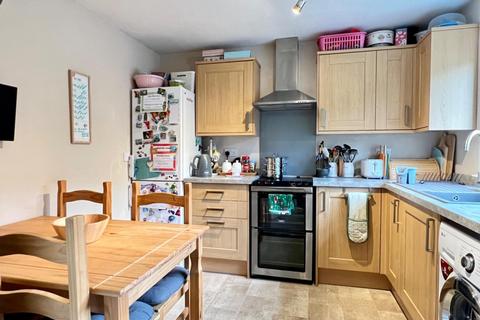 14 Westrip Place, Stroud, GL5 4QS