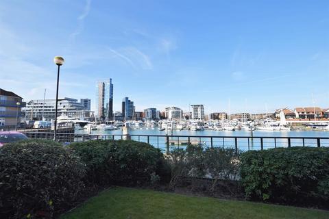 1 bedroom apartment to rent, Atlantic Close, Ocean Village, Southampton, Hampshire