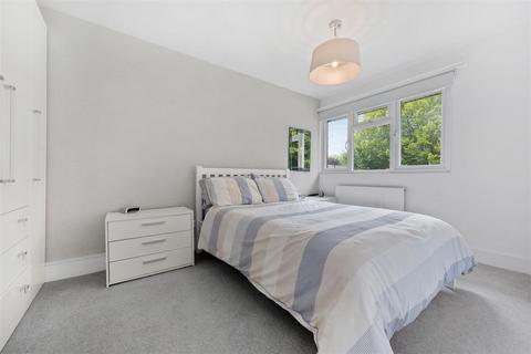 21 Francis Chichester Close, Ascot, SL5 9AG