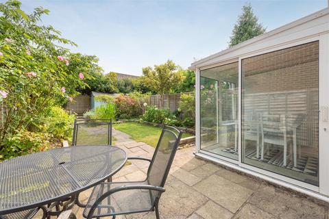 21 Francis Chichester Close, Ascot, SL5 9AG