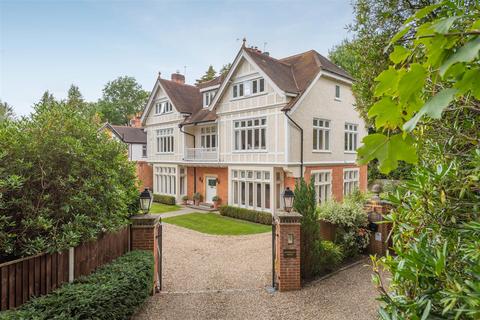 3 bedroom maisonette for sale, Ravensdale House, Ascot