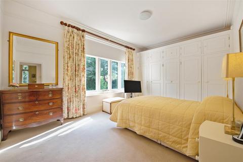 3 bedroom maisonette for sale, Ravensdale House, Ascot