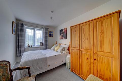 Flat 1, 16 Ashford Road, Worcester, WR2 5FW