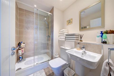 Flat 1, 16 Ashford Road, Worcester, WR2 5FW
