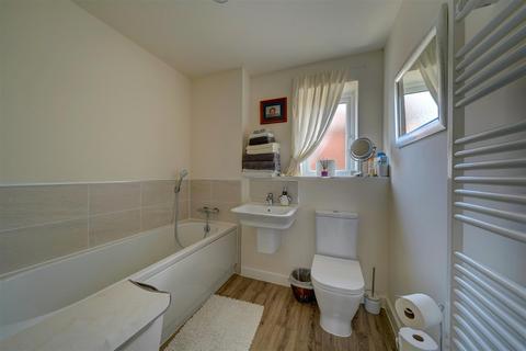 Flat 1, 16 Ashford Road, Worcester, WR2 5FW