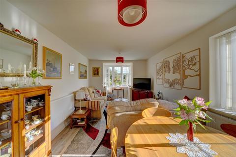 Flat 1, 16 Ashford Road, Worcester, WR2 5FW