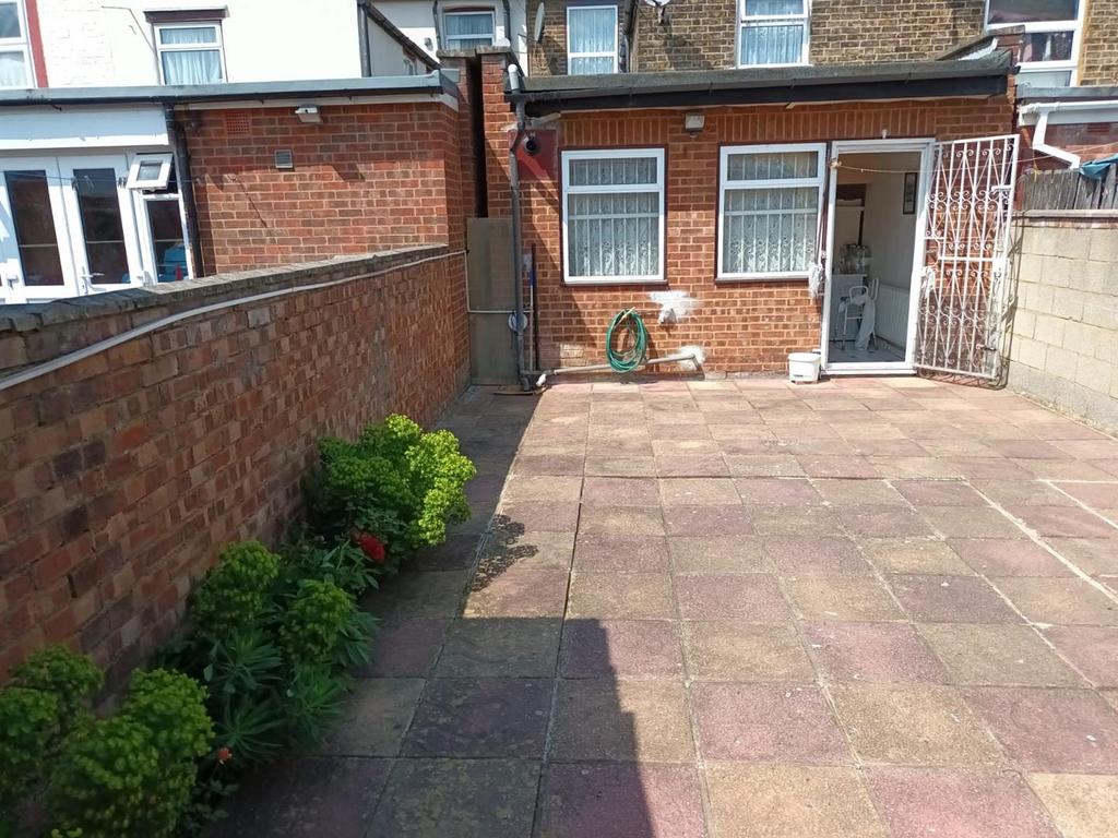 Garden..JPG