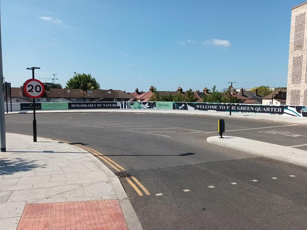 Walking distance to Southall Station.JPG
