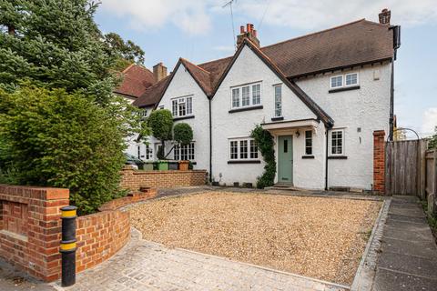 44 Mill Road, Epsom, KT17 4AR