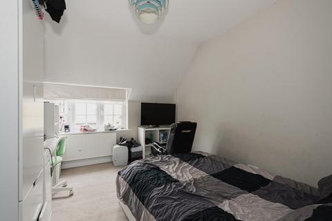 44 Mill Road, Epsom, KT17 4AR