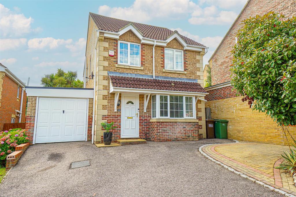 Kensington Close, St. LeonardsOnSea 5 bed detached house for sale £