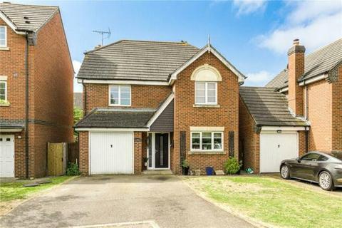 16 Clover Field, Northampton, NN4 5DB