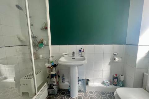 16 Clover Field, Northampton, NN4 5DB