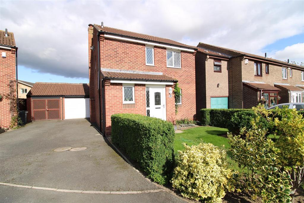 Stonehaven Way, Darlington 3 bed detached house for sale £192,500