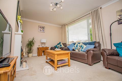 56 Heycroft Drive, Cressing, Braintree, CM77 8JL