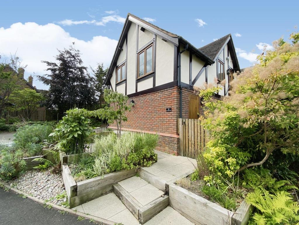 Old Town Mews, Old Town, StratforduponAvon 1 bed for sale