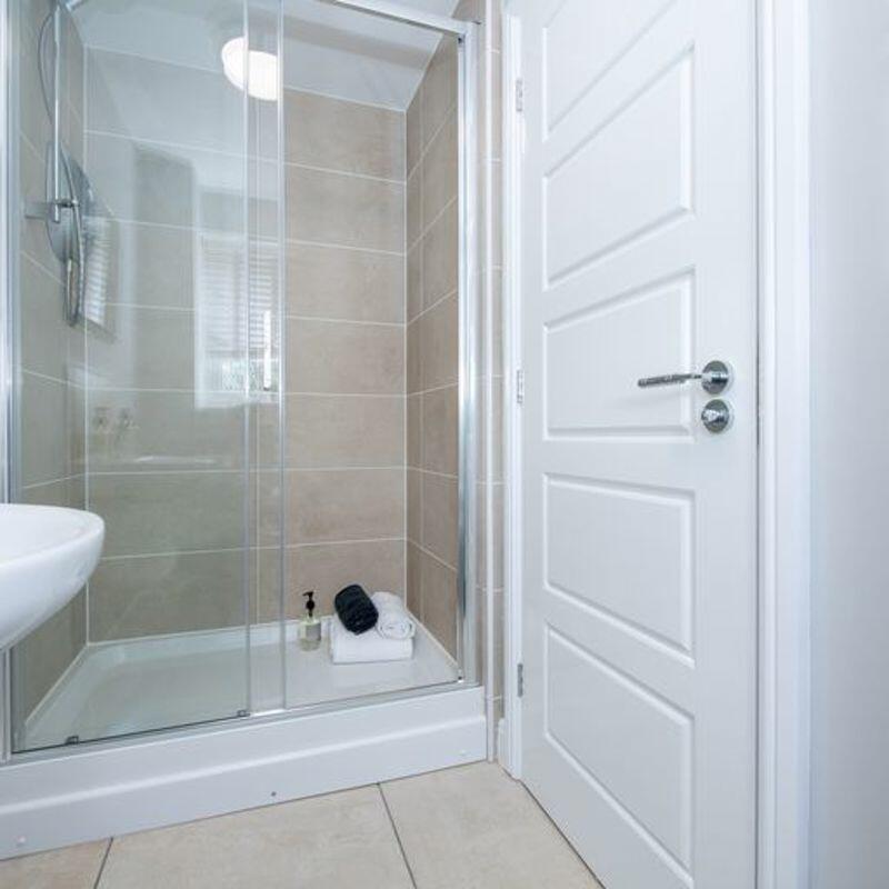 EN-SUITE.jpeg