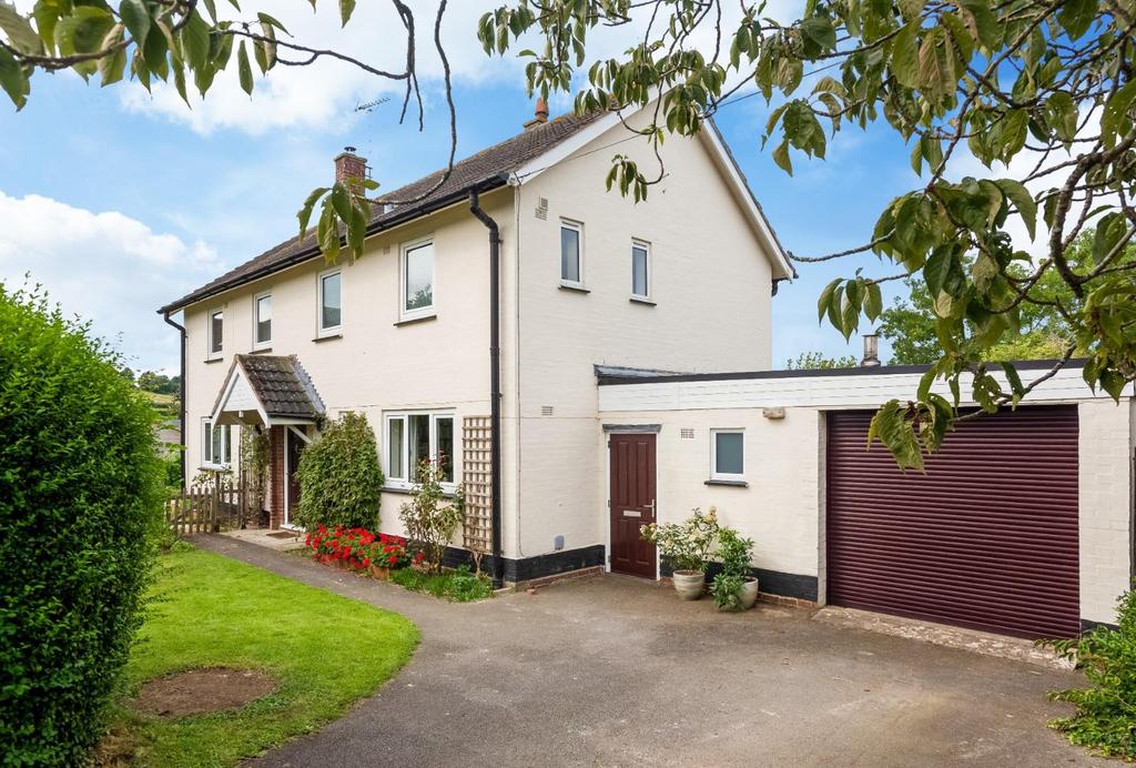 Dobbie Road, Upper Quinton, StratforduponAvon 4 bed detached house