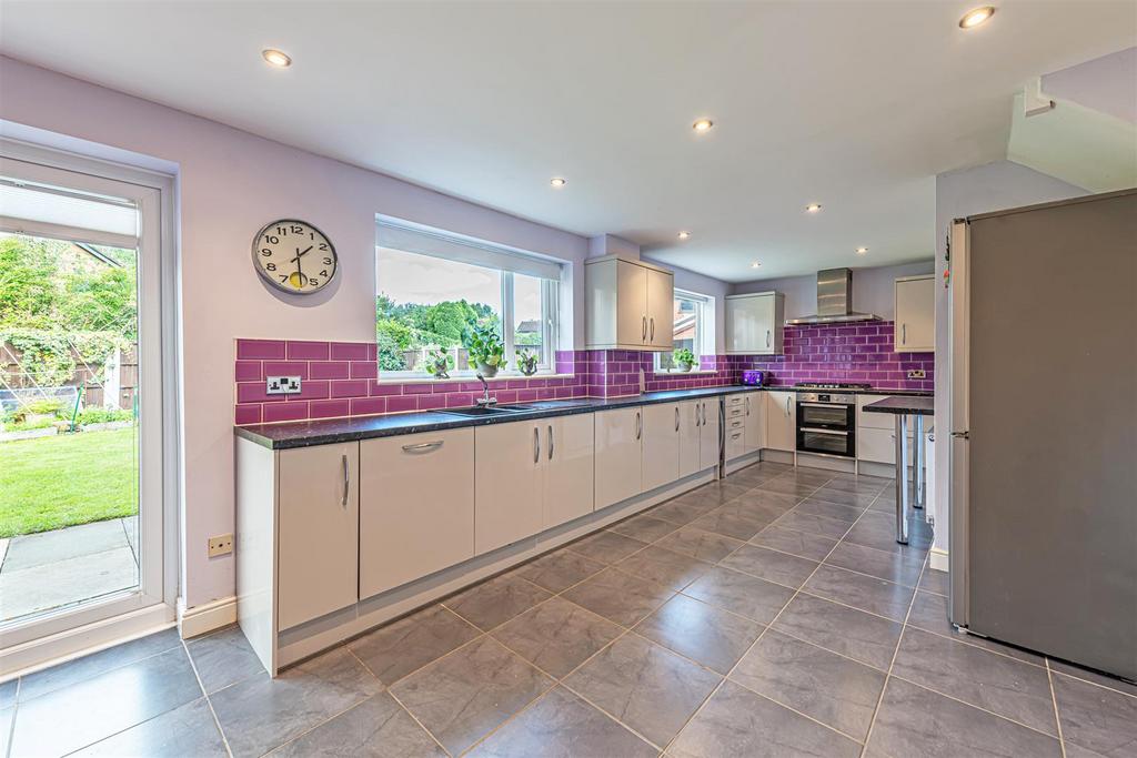 Shackleton Close, Old Hall, Warrington 4 bed detached house for sale