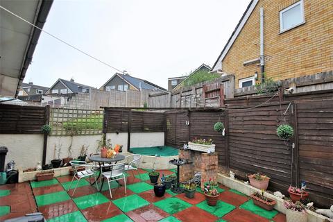 3 bedroom semi-detached house for sale, Imbercourt Close, Hengrove