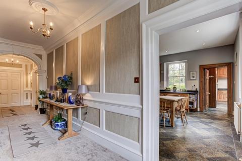 8 bedroom detached house for sale, Church Street, Great Baddow