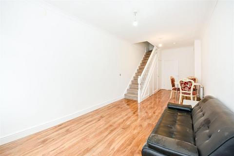 3 bedroom end of terrace house for sale - Buxton Road, Walthamstow