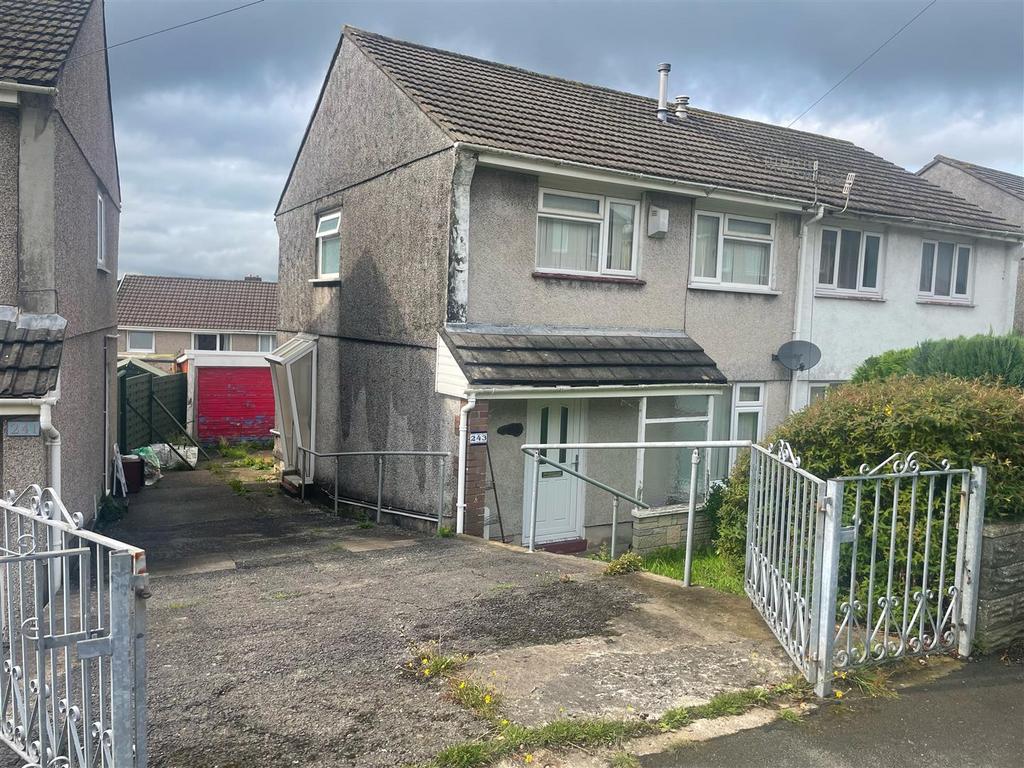 Mansel Road, Bonymaen, Swansea 3 bed semidetached house for sale £135,000