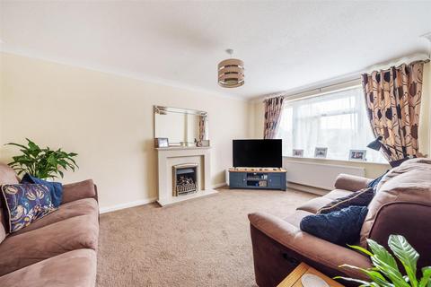 54 Bridle Drive, Clapham, Bedford, MK41 6BE