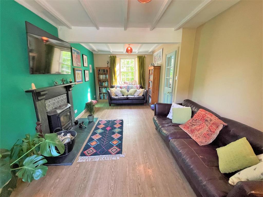 Sitting room.JPG
