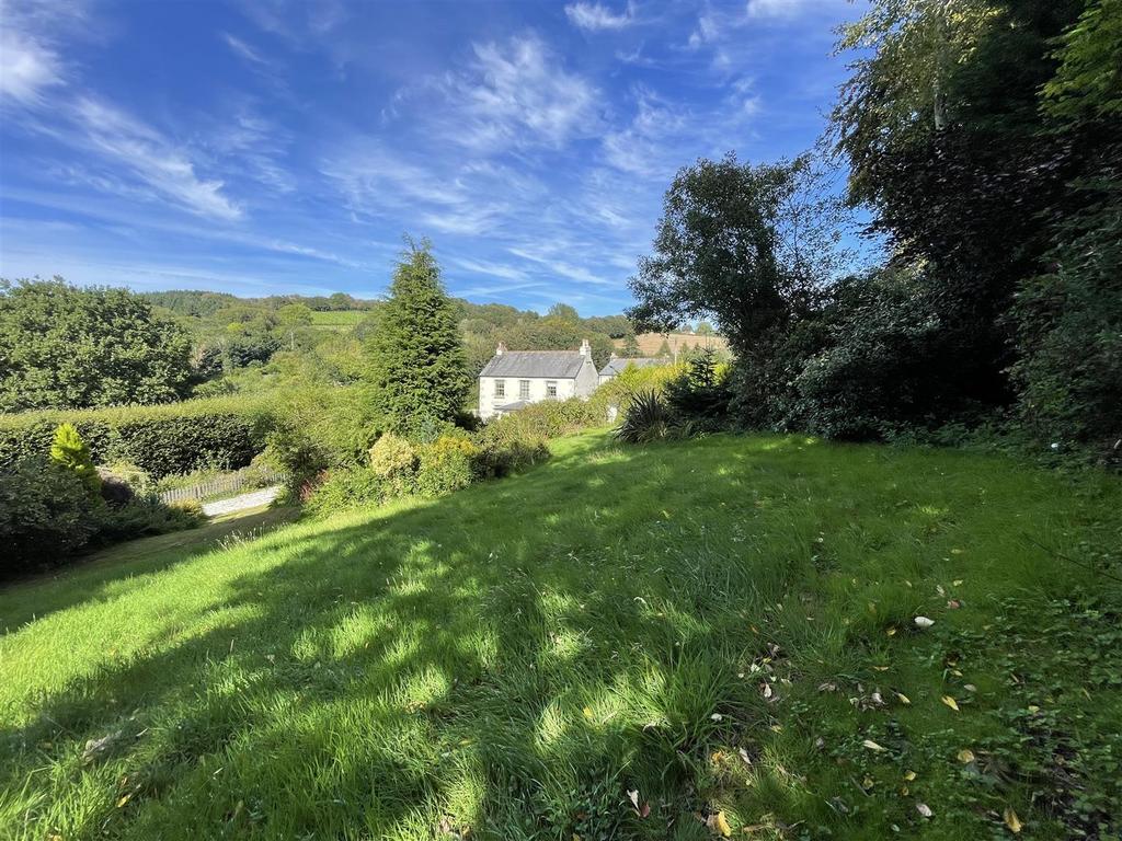 Rear garden.JPG