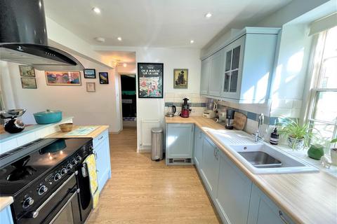 2 Millham Road, Lostwithiel, PL22 0HP