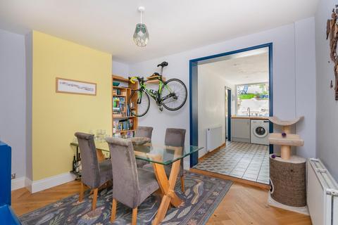 6 Clifton View, Bristol, BS3 4SB
