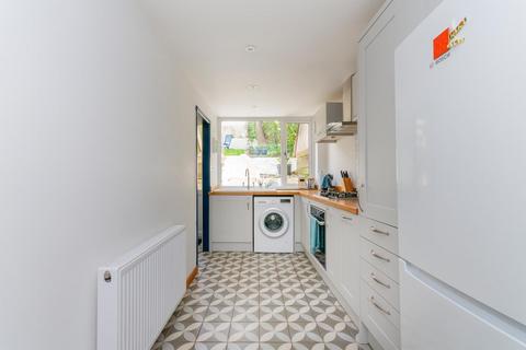 6 Clifton View, Bristol, BS3 4SB