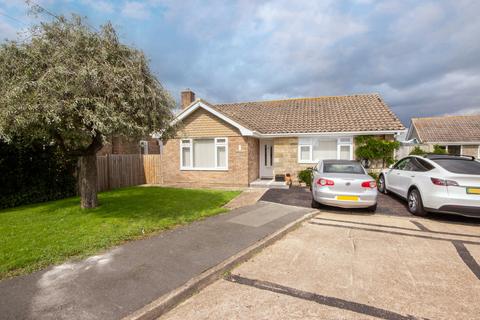 3 bedroom detached bungalow for sale, Barton Close, East Cowes