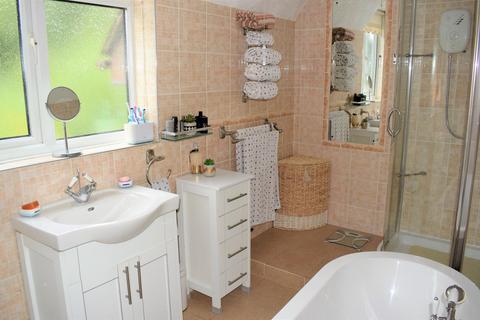 3 Abbey Road, Ulceby, DN39 6TJ